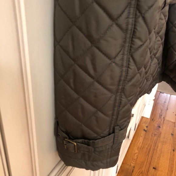 Woman’s jacket - Picture 5 of 5